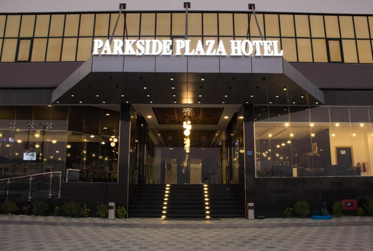 Parkside Plaza Muscat Hotel Bagian luar foto